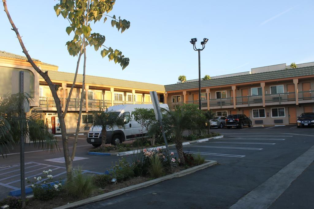 El Rancho Inn Hawthorne Exteriér fotografie